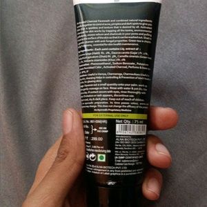 Alna Charcoal Face Wash New With Tag