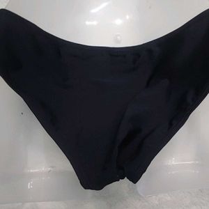 38 Size Black Look