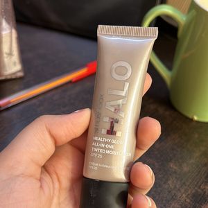 Smashbox Halo Tinted Moisturiser-  Light Neutral