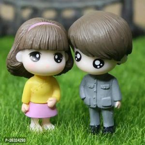 Young Cute Couple Miniature Set