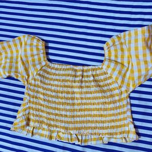 Crop top(Puff sleeves yellow & white checkered)