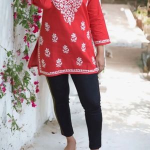 LUCKNOWI KURTI- S/M SIZE