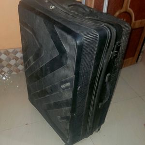 American Tourister Kamilant Large Luggage Bag