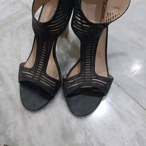 Black heel