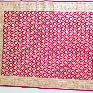 Banarasi Two Tone Handloom Woven Saree