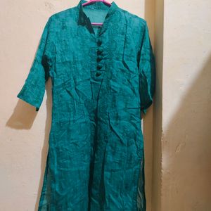 Green Kurti