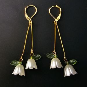 White Bell Lily Earrings 💮