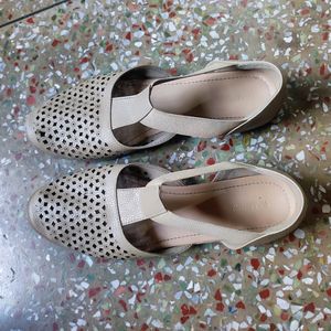 Slip-on Ballerinas With Cut-outs