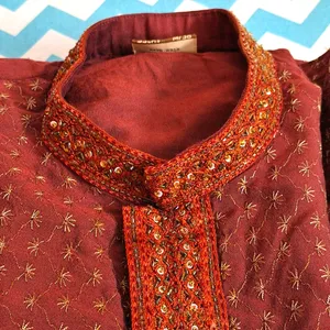 Manyavar Maroon Embroidered Kurta Size M