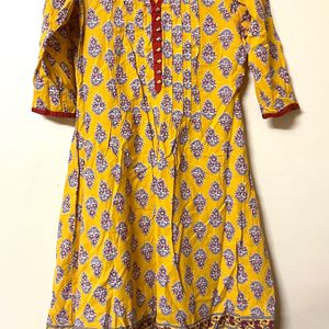 Yellow Printed flowy Kurta