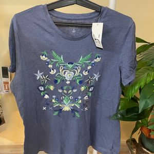 Embroidery T-shirt