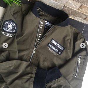 UNISEX BOMBER JACKET-OLIVE