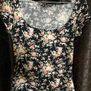 Shein Floral Fitted Top