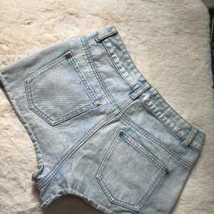 Ripped Denim Hotpants