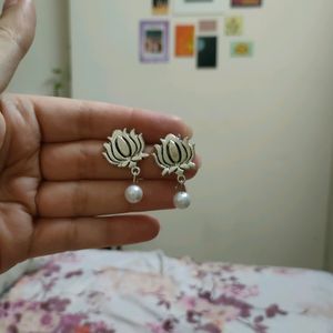 Beautiful Lotus Earrings