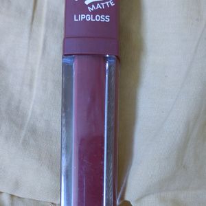 BB Matte Lipgloss