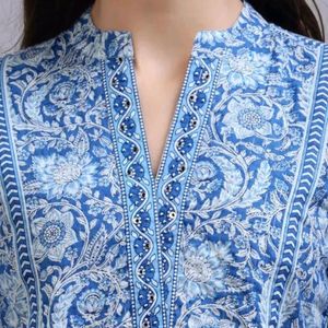 Blueprinted Cotton Tops For Girls