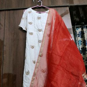 Women Long Dress And Kurti