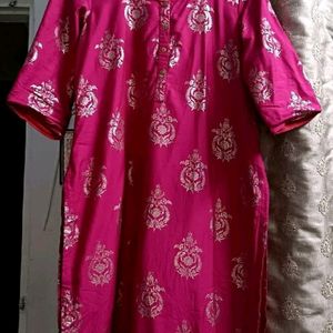 Beautiful Pink Colour Kurti