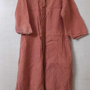 Cotton Kurta with slit at Centre