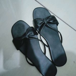 new Black Flats