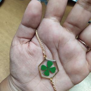 Resin Real Flower And Leaf Necklace