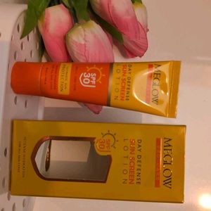 Meglow Day Essence Sunscreen Lotion