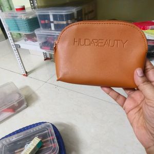 Huda Beauty Authentic Pouch