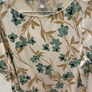 H&M Off White Floral Top