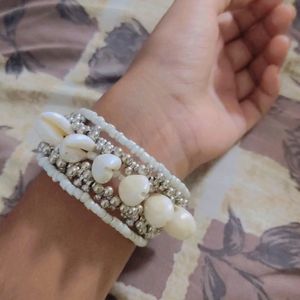 White Shell Bracelet