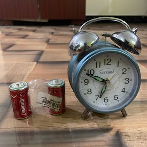 Citizen Table Clock