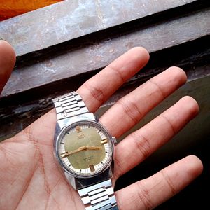 HMT Vijay Parashock Watch.