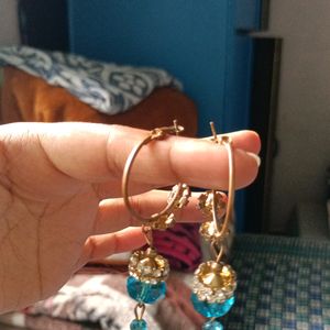 I Am Selling This Earrings On Less Price