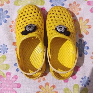 KIDS CROCS TYPE MICKEY MOUSE FOOTWEAR