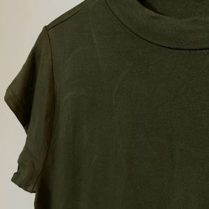 OLIVE TOP gently used! (can give 20% off)