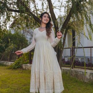 New Stayle Pakistani Poshaq Dresses Beautiful Dres