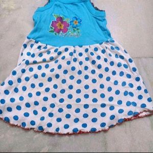 Free Pant With Baby Frocks