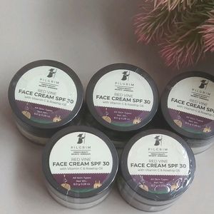 Combo Of 5 Pilgrim Red Vine Face Cream