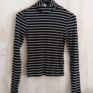 H&M HIGHNECK TOP