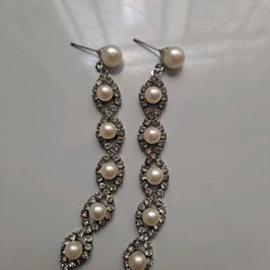 Pearl And Stone Earing