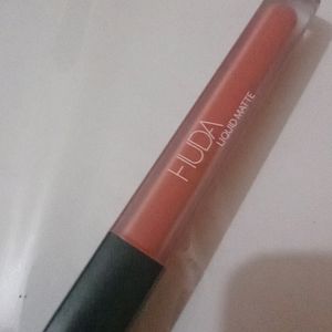 New Huda Beauty Matte Lipstick Nude Pink Color