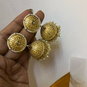 Golden Peach Earrings