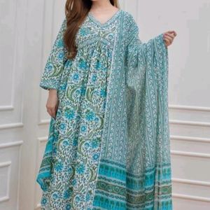 Women's Kurti Set