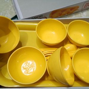 Plastic Bowl With Spoons & Tray