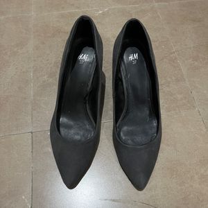H&M Grey Suede Heels