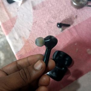 Black Earbuds Check Description First