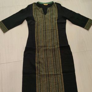 Aurelia Black And Yellow Thread Embroidery Kurta