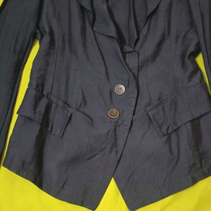 Stylish Jacket For Ladies