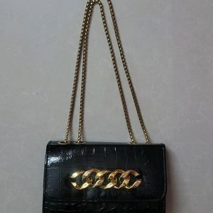 Black Classy Sling Bag