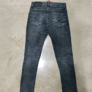 Wrogn Grey Straight Fit Jeans For Men